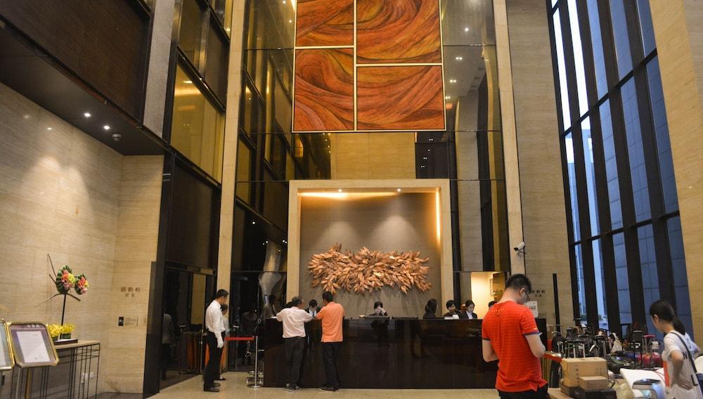 estay residence poly world trade center guangzhou